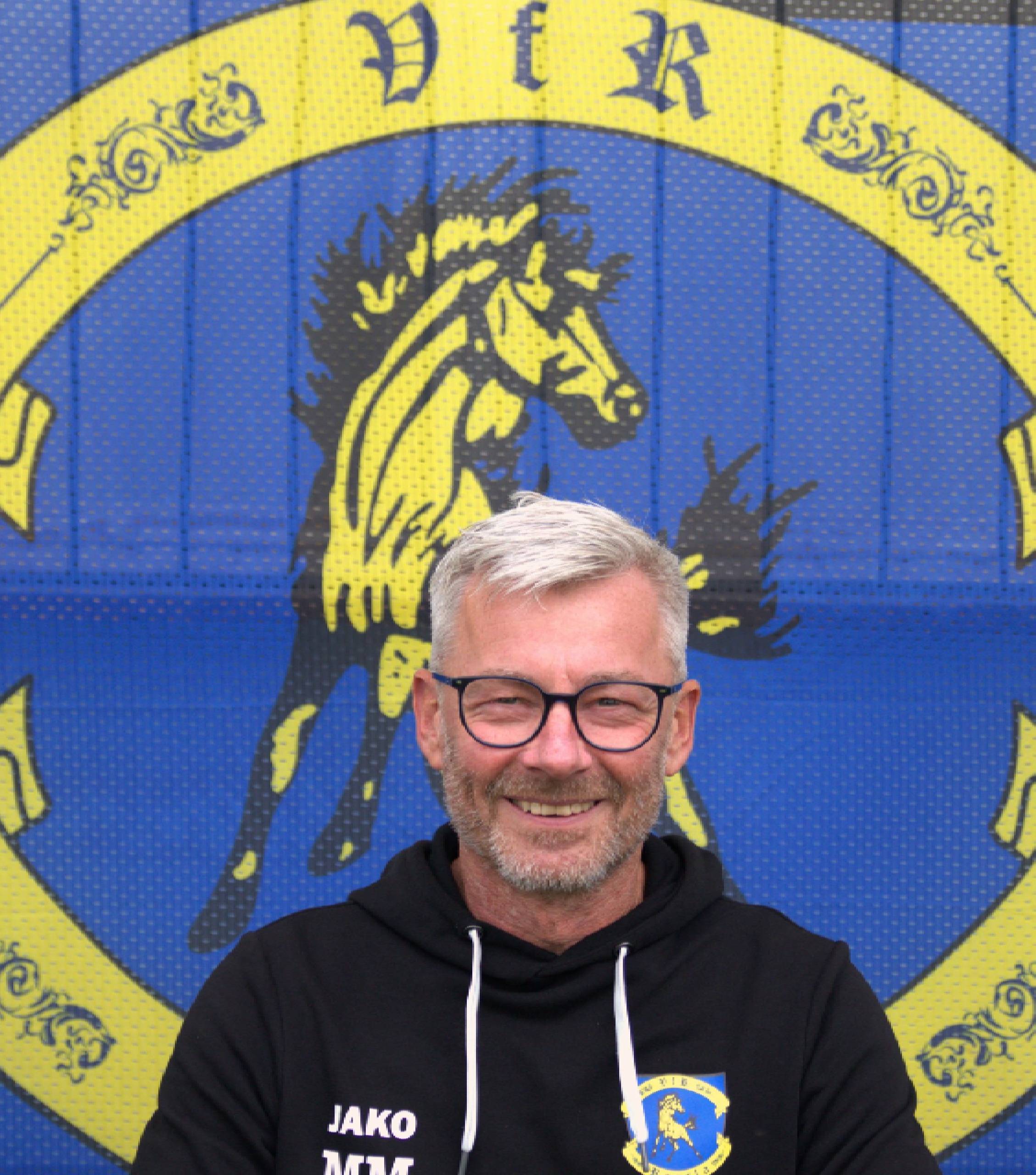 Patrick-Eichentopf-Trainer-I.-Mannschaft-scaled